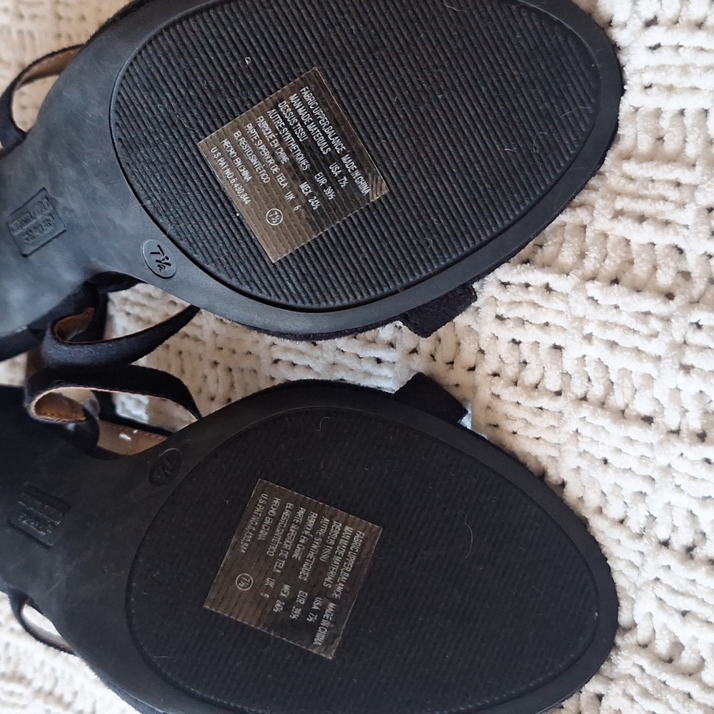 Christian Siriano Black Fringe Heels Size 7.5 NWOT - Picture 6 of 11